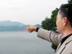 长潭水库护鱼人年收缴钓鱼竿超2500根 图