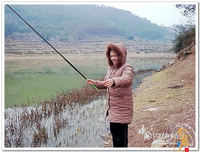 野钓日记----新年首钓野山塘，俺与夫人联袂往