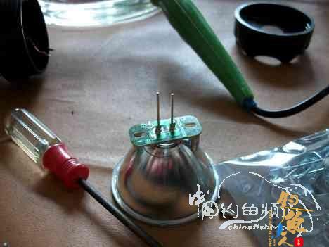 自己动手夜钓灯 拒绝奸商暴利 图