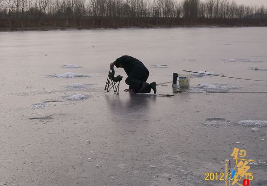 (原创)饥一顿饱一顿的冰钓