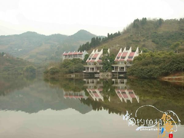 深山幽谷罗家湾