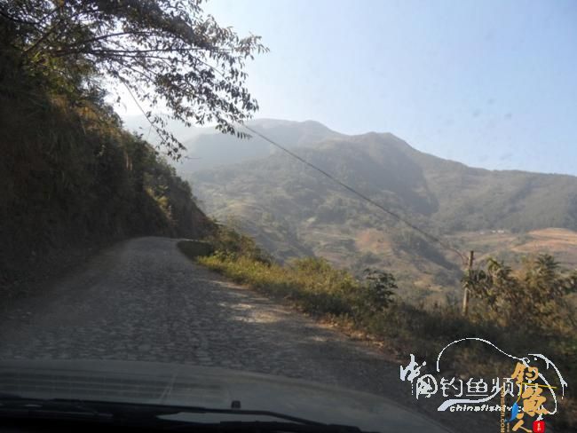 麻将非扑克非肆虐坝拦河 渔专子老二叔败走泗南江