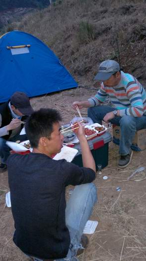 野钓弥勒江边（南盘江）。。哎日气