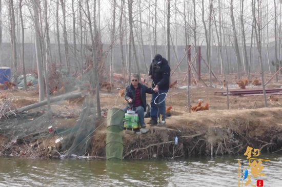 怡水苑垂钓生态园 （二） 多人垂钓，壮观图