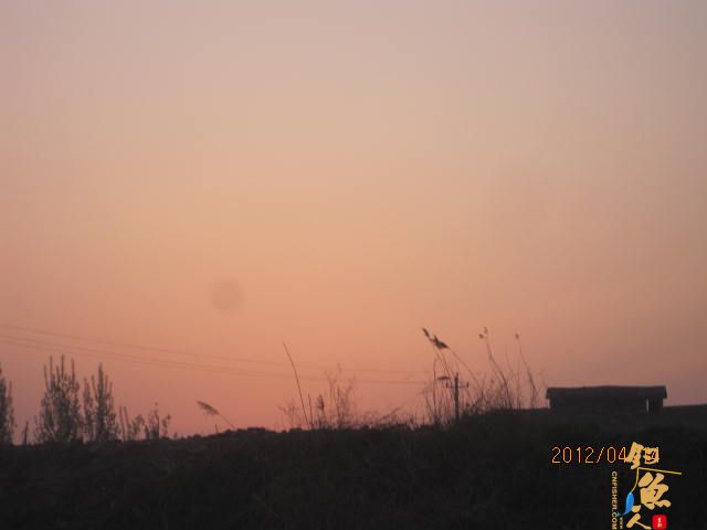 风中的坚持,鱼获不多，但风景很美