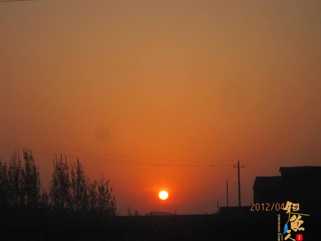 风中的坚持,鱼获不多，但风景很美