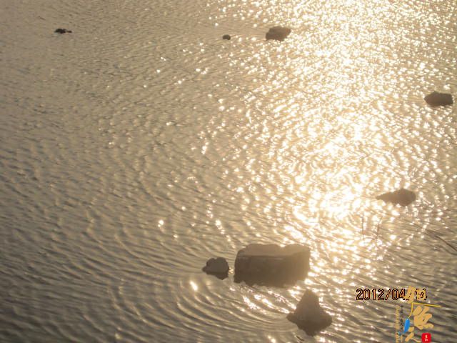 风中的坚持,鱼获不多，但风景很美