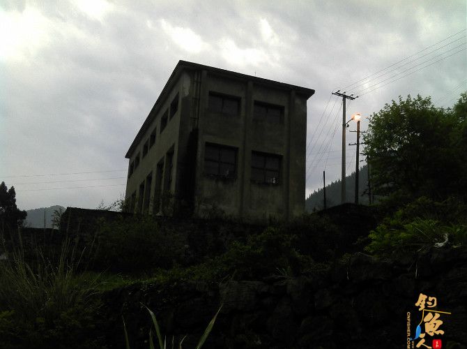 激情的清江河（13）喜获大鲫也不爽