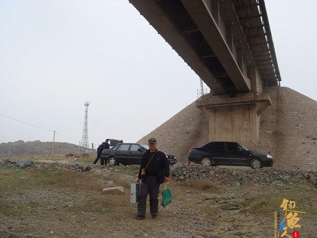 仕阳水库 在这钓鱼有点爽