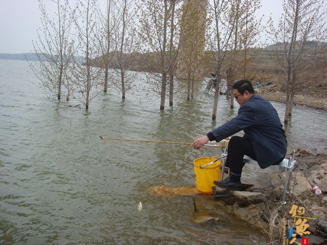 仕阳水库 在这钓鱼有点爽