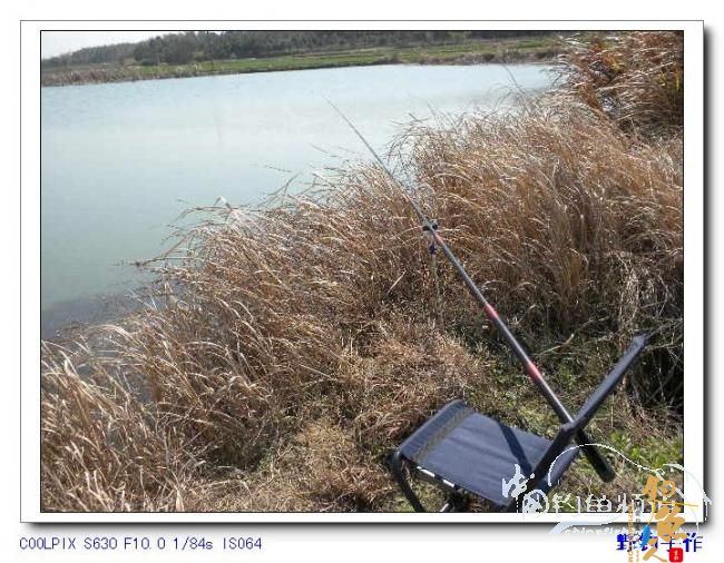 半天野渠小钓 图