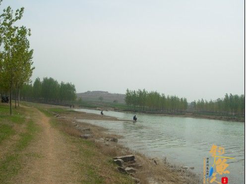 我和老婆去钓鱼