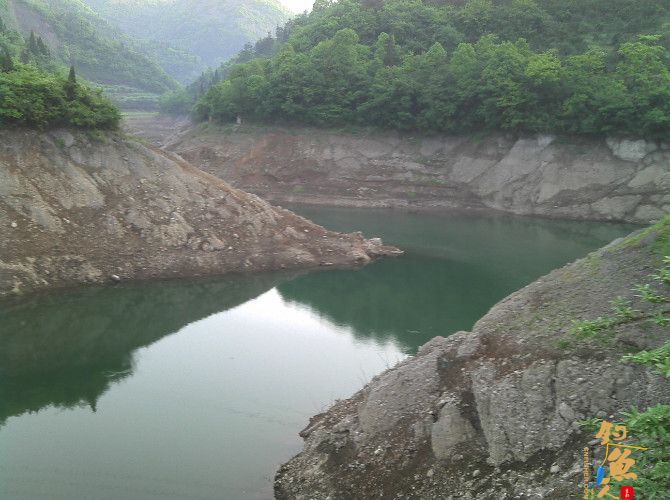 罗马溪 水库全景