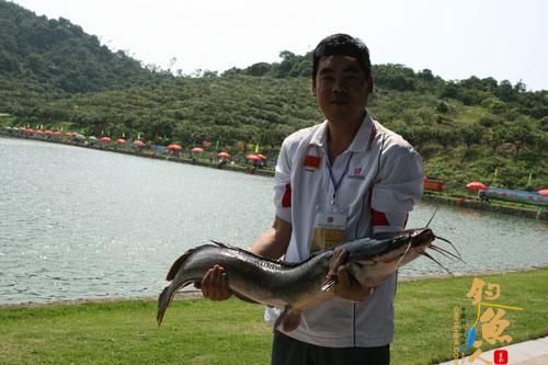 “双龙杯”第二届全国老年人钓鱼比赛在深圳举行