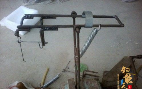 自制海竿起竿架及如何使用 制作图