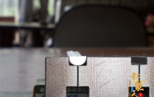 钓鱼人跟我一起自制孔雀羽浮漂(上)