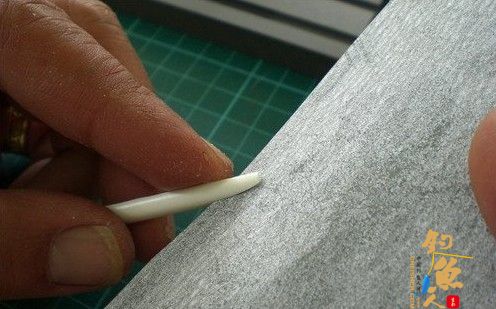 钓鱼人跟我一起自制孔雀羽浮漂(上)