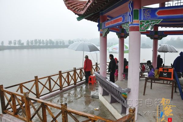 信阳市环卫处组织钓鱼比赛 图