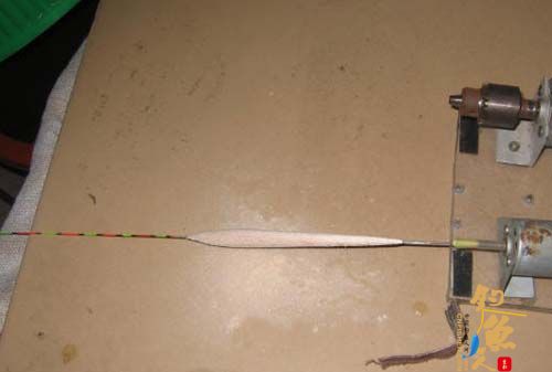 手工制作立式浮漂大概步骤 怎么做漂介绍 