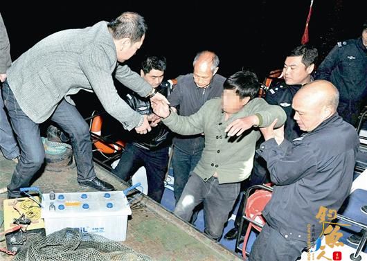 一电捕鱼团伙江边落网 3名犯罪嫌疑人将获刑