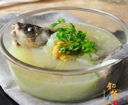 萝卜丝鲫鱼汤