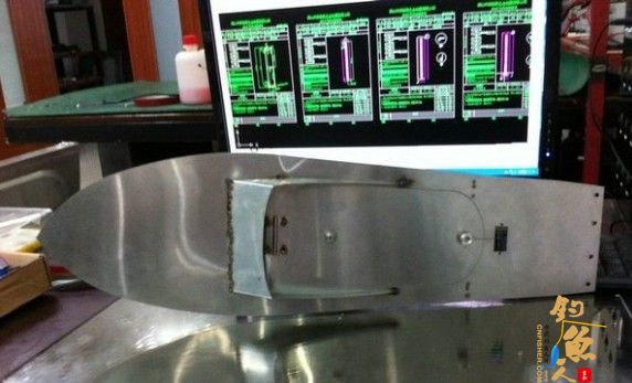 自制DIY超牛遥控打窝船 高手在民间 工科男伤不起啊