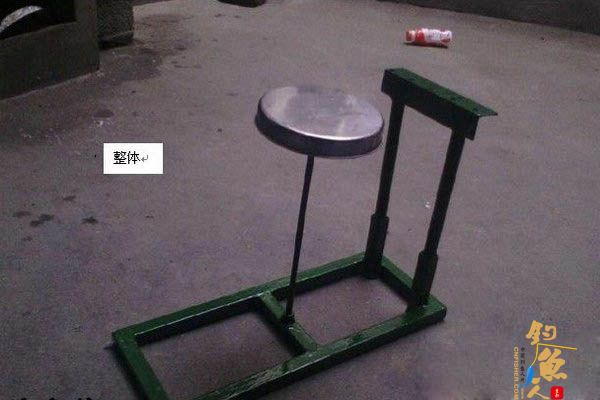 休闲野钓简易支架拉饵盘自制过程 全图 8P 