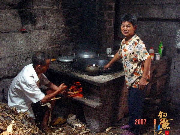 《今年春节我替爸妈下厨房》-中国钓鱼人网2014春节公益倡议