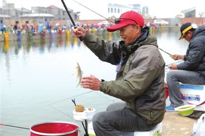 全国钓鱼邀请赛银川抛竿