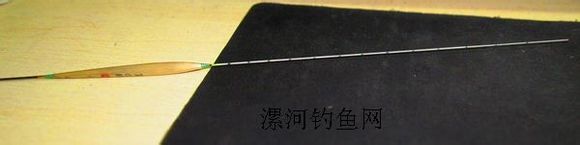 手工刷浮漂尾漆过程详解