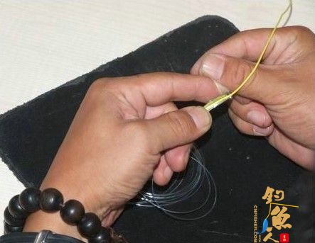 飞蝇钓主线和前导线是如何连接的？