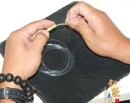 飞蝇钓主线和前导线是如何连接的？