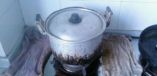 麝香中药玉米粒的制作方法