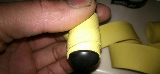 鱼竿吸汗带的缠绕方法