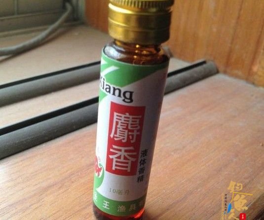 分享一则小米配制鲫鱼窝料的方法