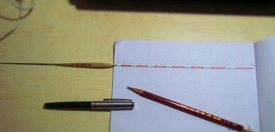 手工刷浮漂尾漆过程详解