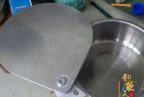 渔具DIY强磁拉饵盘的制作步骤