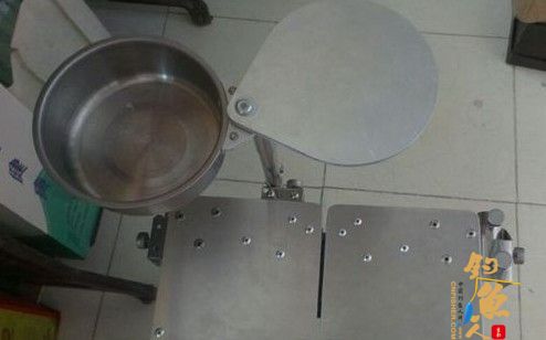 渔具DIY强磁拉饵盘的制作步骤