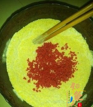 自制野钓用窝饵结合爆炸饵