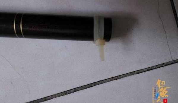 diy渔具玻璃钢鱼竿改装成抄网柄