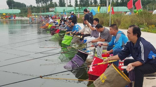 北京市渔协第三届“鱼岛杯”垂钓大赛在怀柔举行
