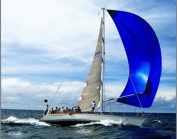 2016慈善帆船赛是上海国际游艇展联手上海国际休闲展共同举办的展前预热项目 2016慈善帆船赛