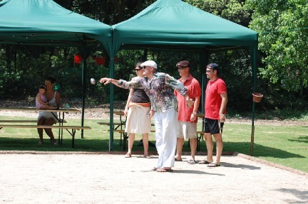 2016慈善帆船赛是上海国际游艇展联手上海国际休闲展共同举办的展前预热项目 2016慈善帆船赛