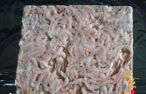 海钓的诱饵分类及三种投喂方法