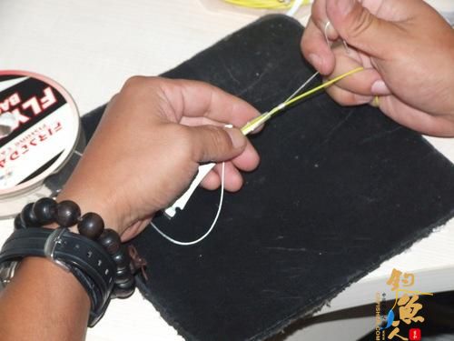 飞蝇备用线和主线的连接方法[图解]