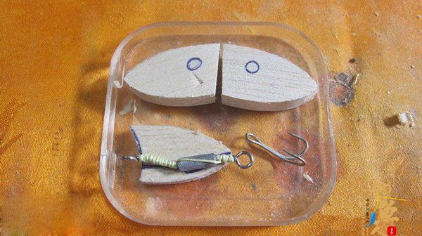 路亚diy小不点波趴拟饵的制作图解 细节部分