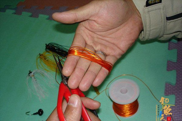 路亚胡须佬拟饵的DIY制作详解 15张图片