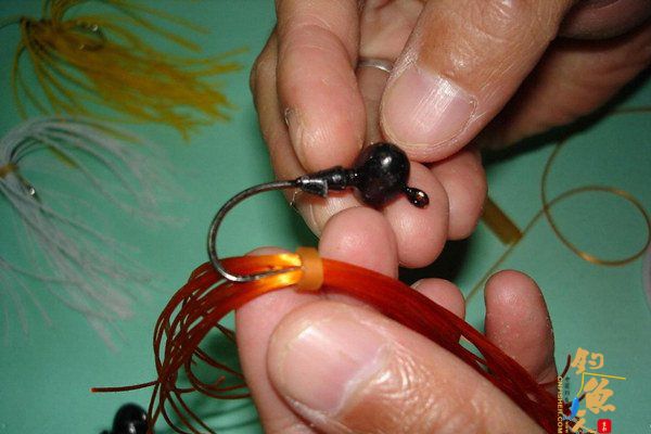 路亚胡须佬拟饵的DIY制作详解 15张图片