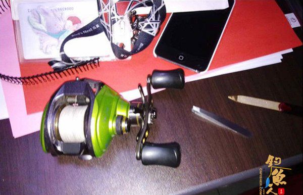 路亚渔轮diy改装刹车装置的方法