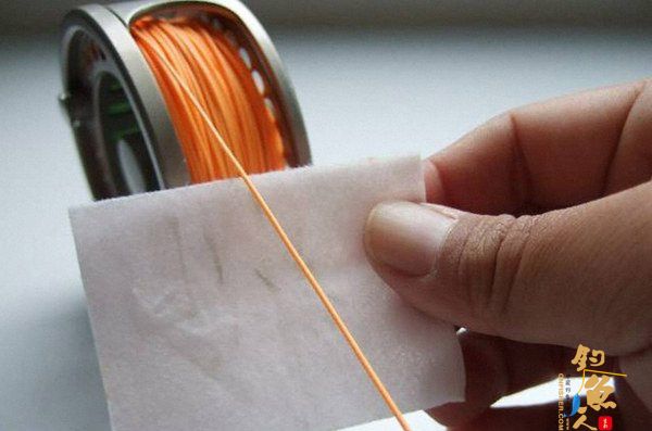飞蝇钓主线的清洗与保养方法 独家配图